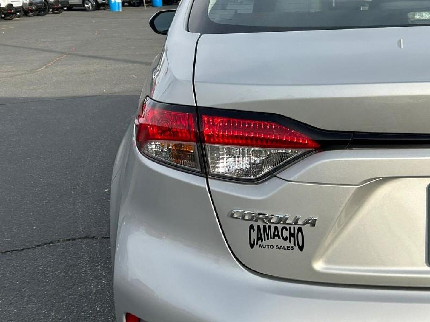 2024 SILVER Toyota Corolla (5YFB4MDE0RP) with an 4-Cyl Hybrid 1.8 Liter engine, Automatic CVT transmission, located at 412 Auto Vista Drive, Palmdale, 93551, (661) 945-0620, 34.592636, -118.136681 - Photo#8