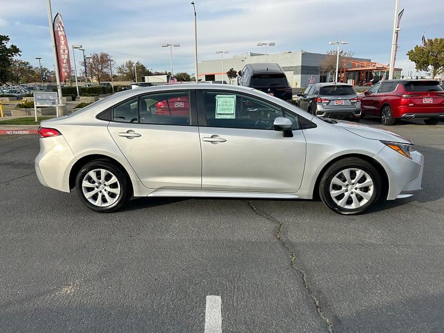 2024 SILVER Toyota Corolla (5YFB4MDE0RP) with an 4-Cyl Hybrid 1.8 Liter engine, Automatic CVT transmission, located at 412 Auto Vista Drive, Palmdale, 93551, (661) 945-0620, 34.592636, -118.136681 - Photo#11