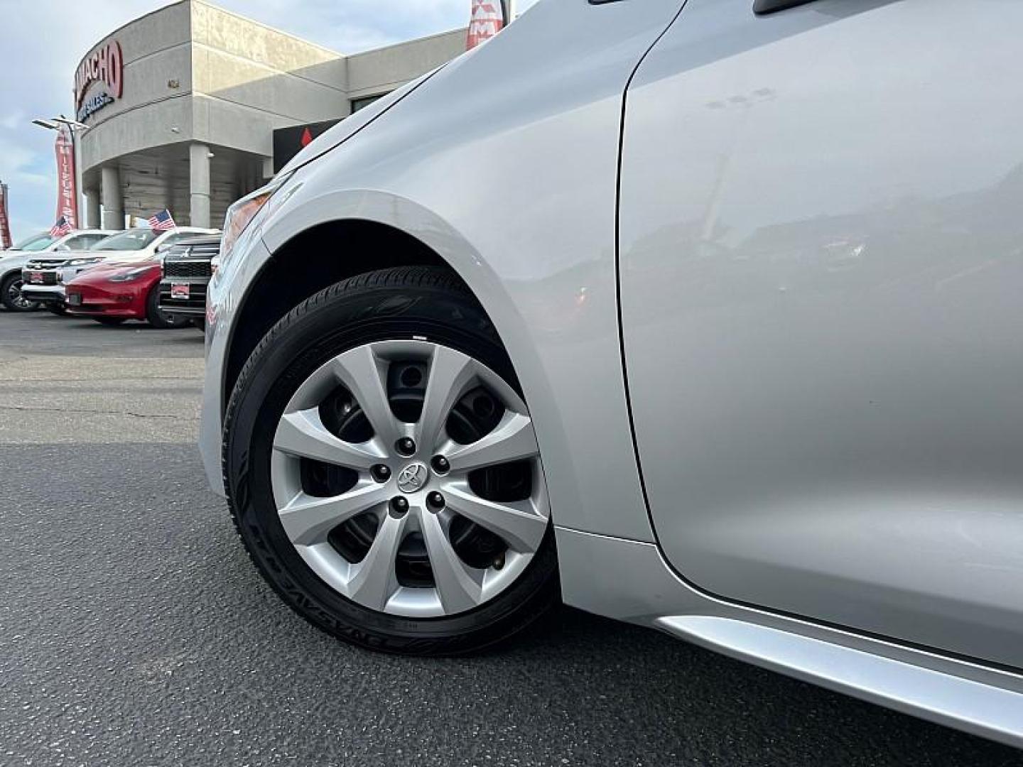 2024 SILVER Toyota Corolla (5YFB4MDE0RP) with an 4-Cyl Hybrid 1.8 Liter engine, Automatic CVT transmission, located at 412 Auto Vista Drive, Palmdale, 93551, (661) 945-0620, 34.592636, -118.136681 - Photo#12