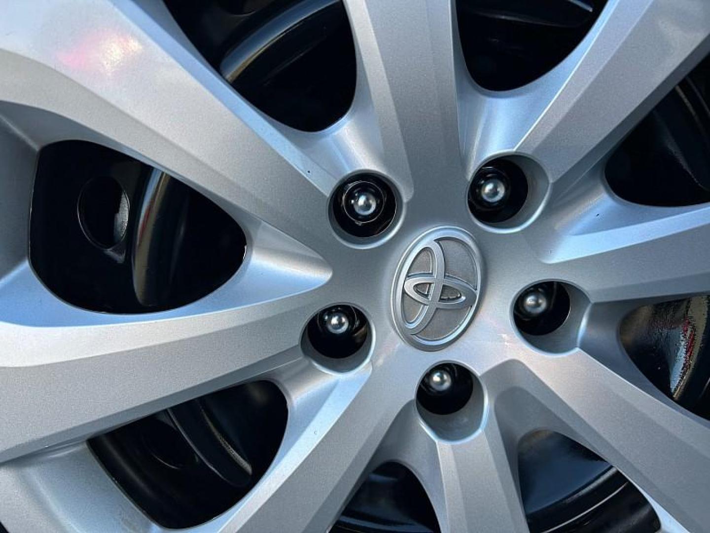 2024 GRAY Toyota Corolla (5YFB4MDEXRP) with an 4-Cyl 2.0 Liter engine, Automatic transmission, located at 412 Auto Vista Drive, Palmdale, 93551, (661) 945-0620, 34.592636, -118.136681 - Photo#11