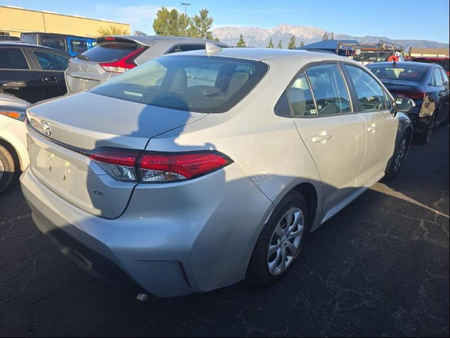 2024 GRAY Toyota Corolla (5YFB4MDE6RP) with an 4-Cyl Hybrid 1.8 Liter engine, Automatic CVT transmission, located at 412 Auto Vista Drive, Palmdale, 93551, (661) 945-0620, 34.592636, -118.136681 - Photo#2