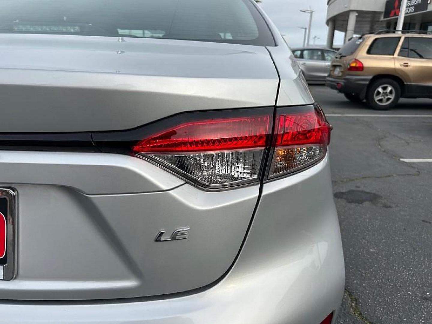 2024 GRAY Toyota Corolla (5YFB4MDE6RP) with an 4-Cyl Hybrid 1.8 Liter engine, Automatic CVT transmission, located at 412 Auto Vista Drive, Palmdale, 93551, (661) 945-0620, 34.592636, -118.136681 - Photo#14