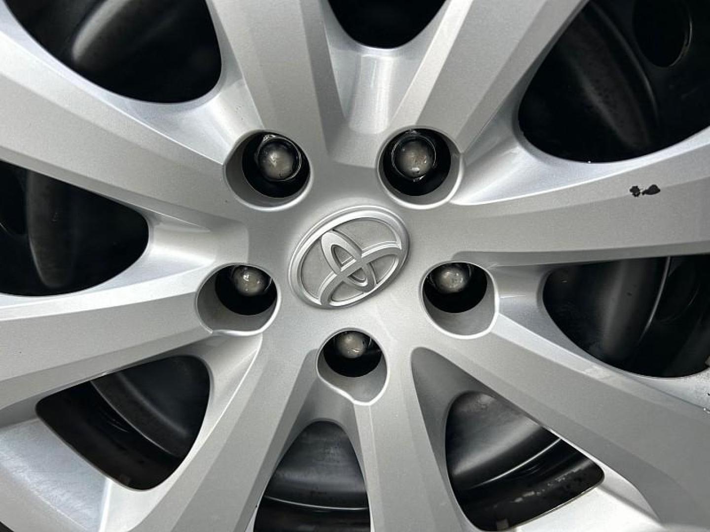 2024 RED Toyota Corolla (5YFB4MDE5RP) with an 4-Cyl 2.0 Liter engine, Automatic CVT transmission, located at 412 Auto Vista Drive, Palmdale, 93551, (661) 945-0620, 34.592636, -118.136681 - Photo#15