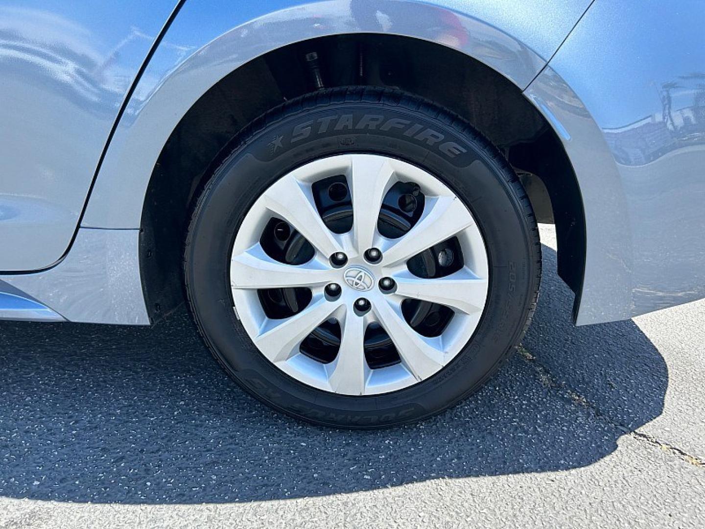 2024 GRAY Toyota Corolla (5YFB4MDE5RP) with an 4-Cyl Hybrid 1.8 Liter engine, Automatic CVT transmission, located at 412 Auto Vista Drive, Palmdale, 93551, (661) 945-0620, 34.592636, -118.136681- Photo#9