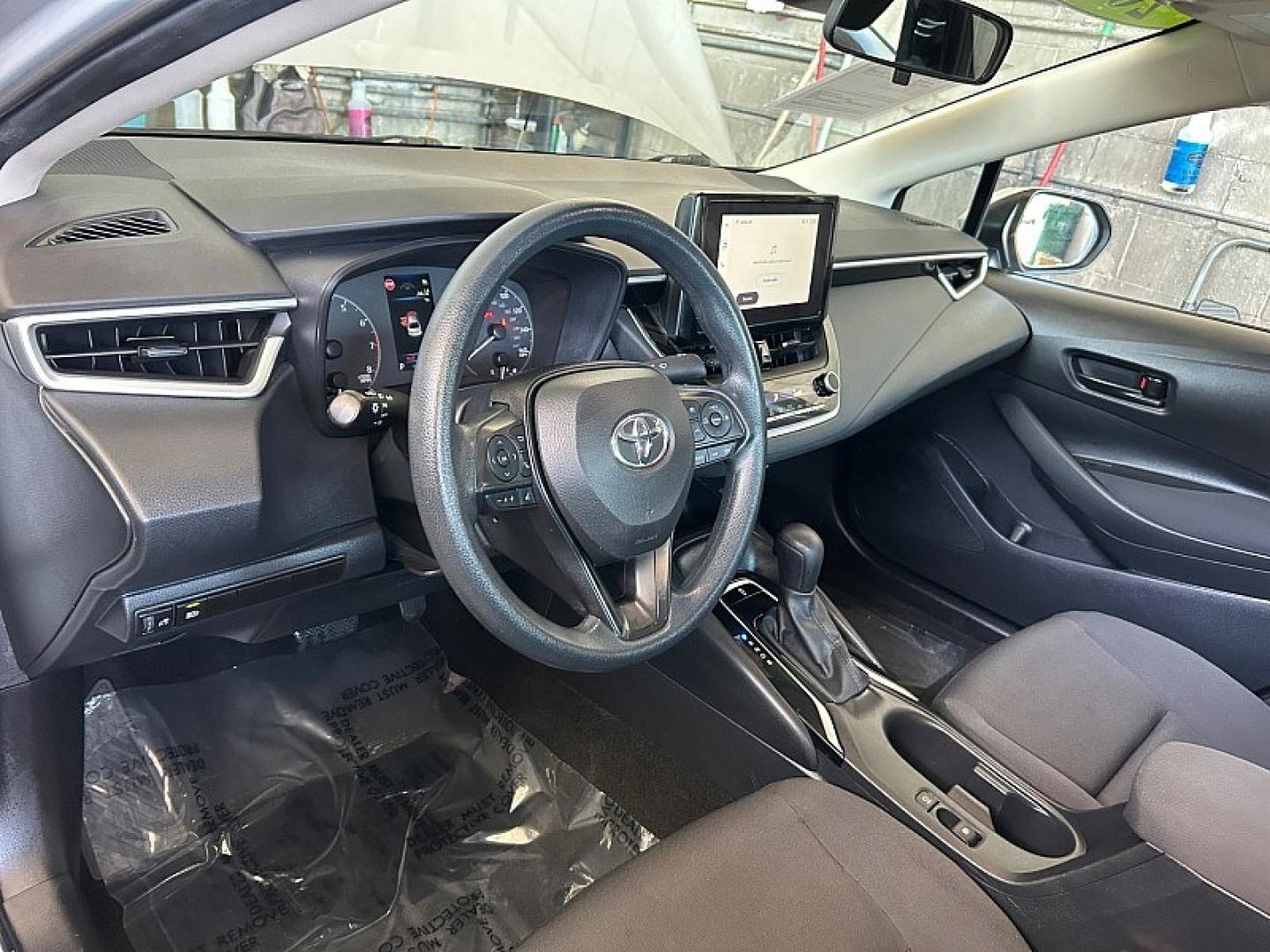 2024 SILVER Toyota Corolla (5YFB4MDE9RP) with an 4-Cyl 2.0 Liter engine, Automatic CVT transmission, located at 412 Auto Vista Drive, Palmdale, 93551, (661) 945-0620, 34.592636, -118.136681 - Photo#16