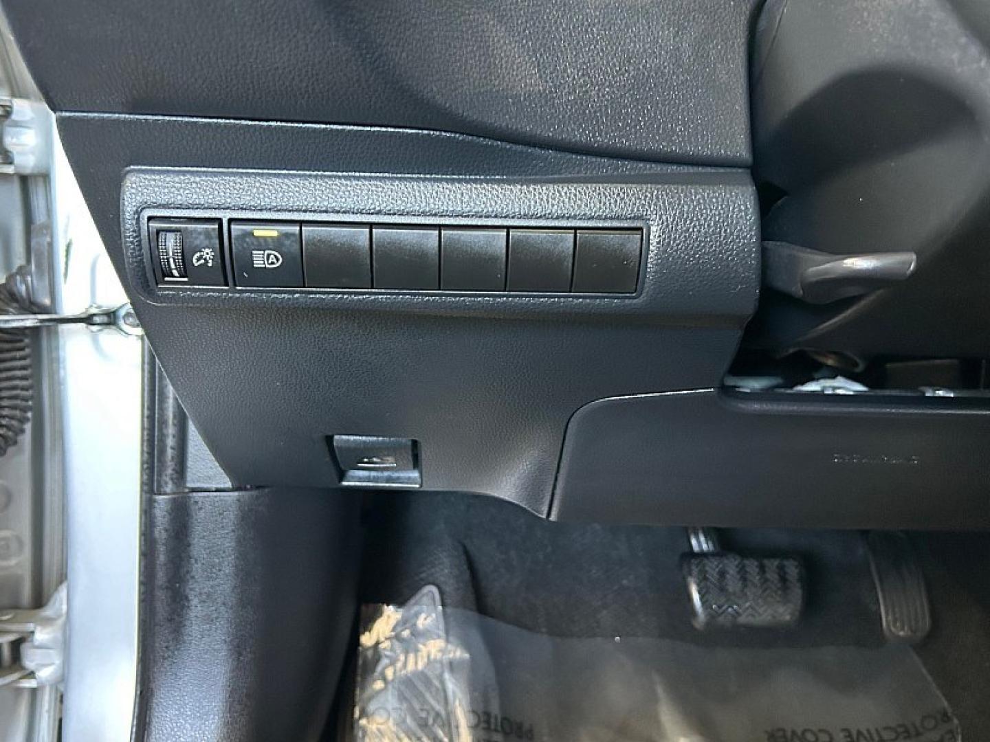 2024 SILVER Toyota Corolla (5YFB4MDE9RP) with an 4-Cyl 2.0 Liter engine, Automatic CVT transmission, located at 412 Auto Vista Drive, Palmdale, 93551, (661) 945-0620, 34.592636, -118.136681 - Photo#26