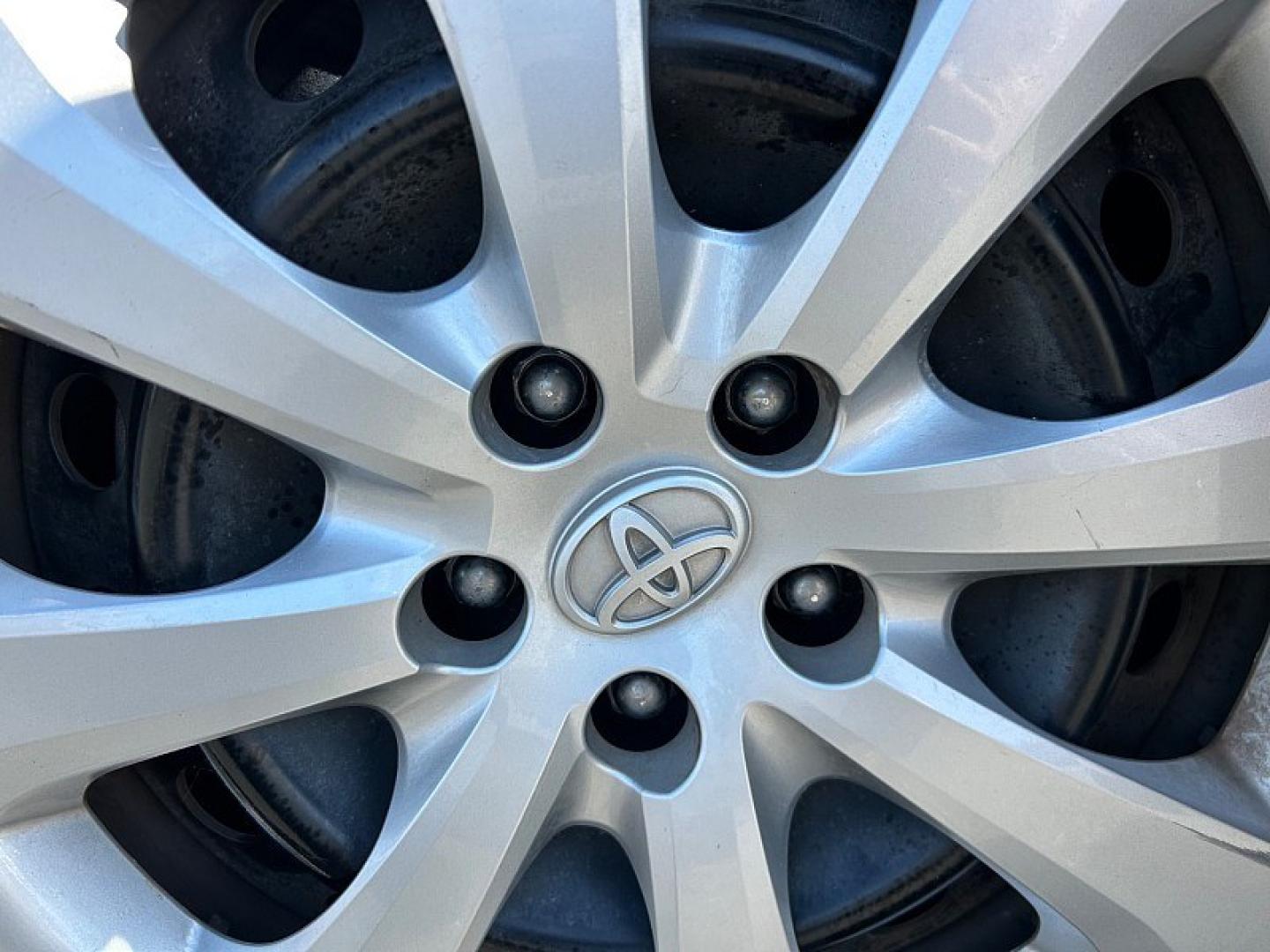 2024 Silver Toyota Corolla (5YFB4MDE6RP) with an 4-Cyl Hybrid 1.8 Liter engine, Automatic CVT transmission, located at 412 Auto Vista Drive, Palmdale, 93551, (661) 945-0620, 34.592636, -118.136681- Photo#11