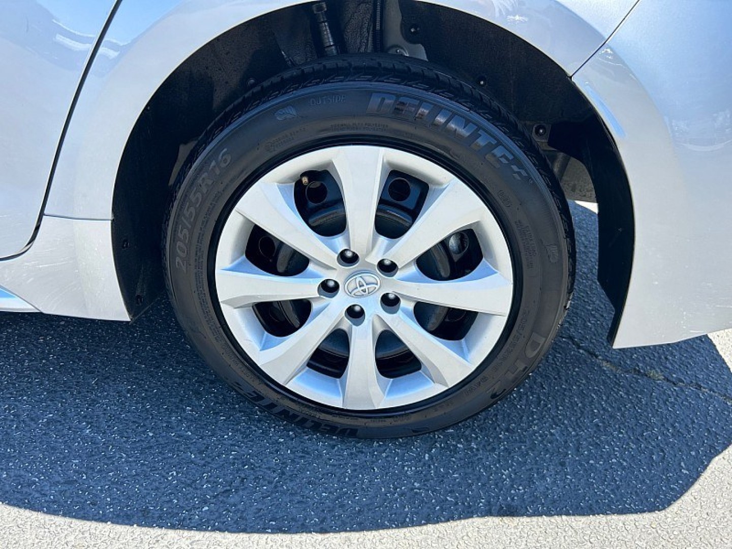 2024 Silver Toyota Corolla (5YFB4MDE5RP) with an 4-Cyl Hybrid 1.8 Liter engine, Automatic CVT transmission, located at 412 Auto Vista Drive, Palmdale, 93551, (661) 945-0620, 34.592636, -118.136681- Photo#10