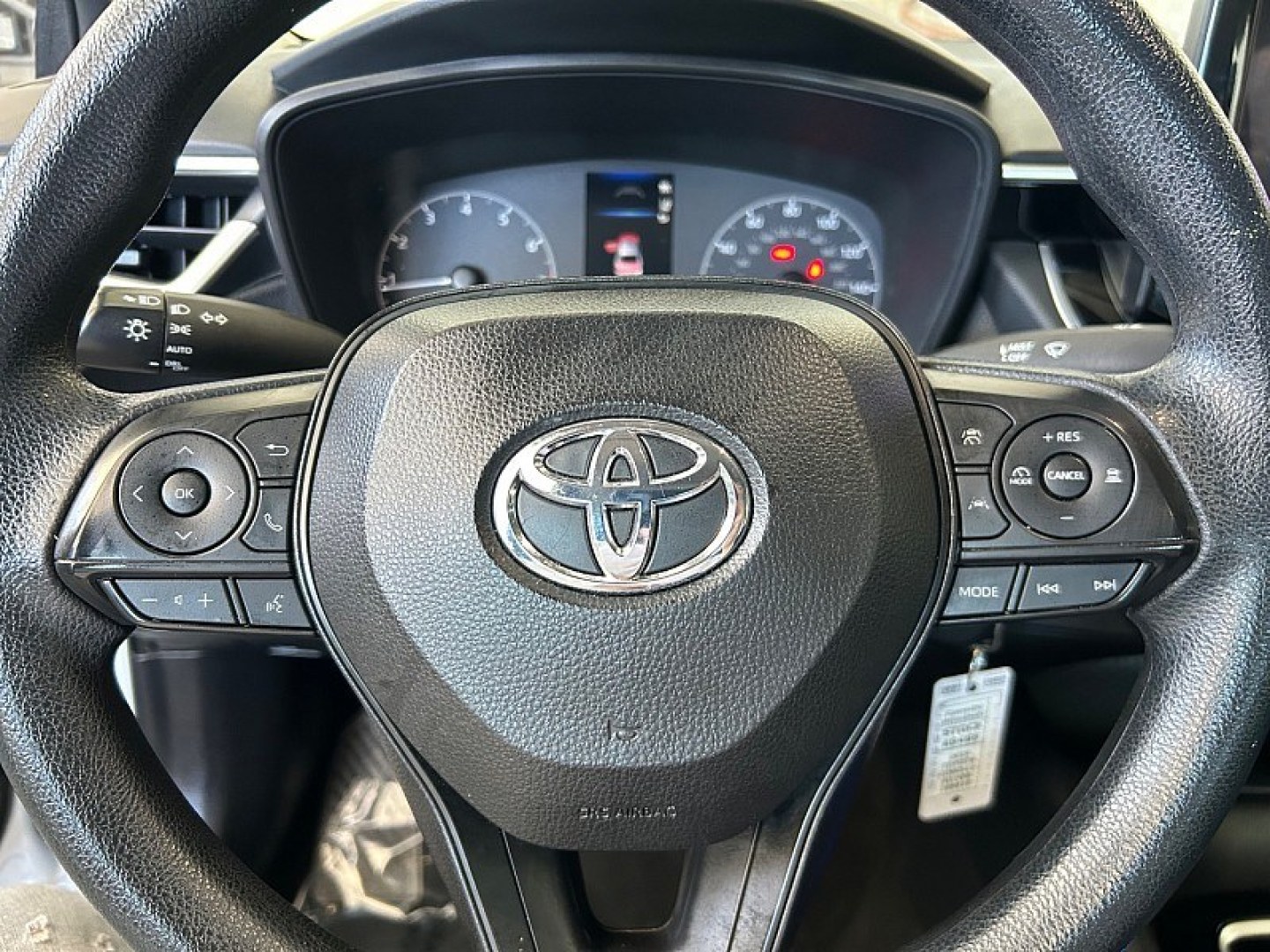 2024 Silver Toyota Corolla (5YFB4MDE5RP) with an 4-Cyl Hybrid 1.8 Liter engine, Automatic CVT transmission, located at 412 Auto Vista Drive, Palmdale, 93551, (661) 945-0620, 34.592636, -118.136681- Photo#18