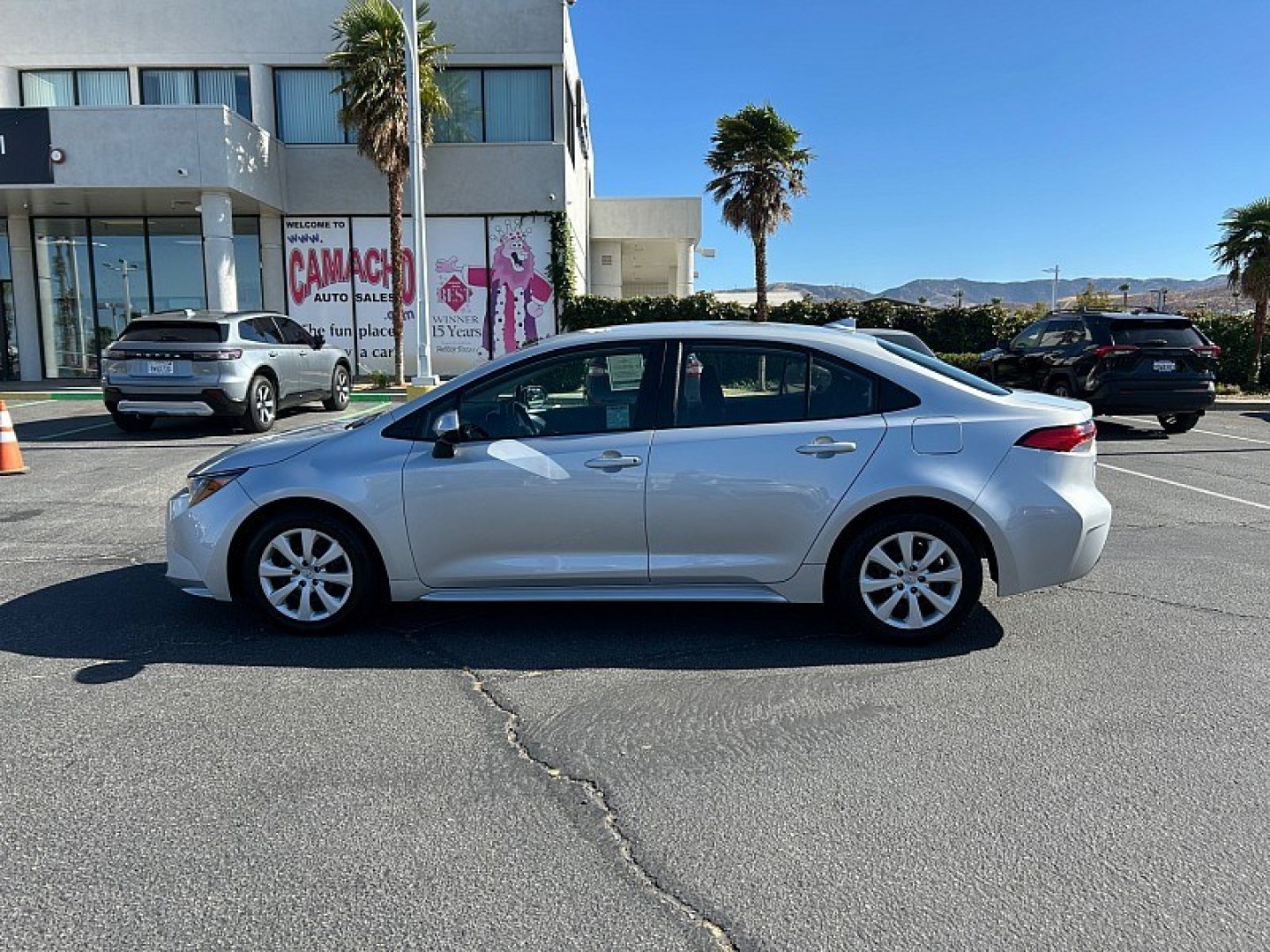 2024 Silver Toyota Corolla (5YFB4MDE0RP) with an 4-Cyl 2.0 Liter engine, Automatic CVT transmission, located at 412 Auto Vista Drive, Palmdale, 93551, (661) 945-0620, 34.592636, -118.136681- Photo#3