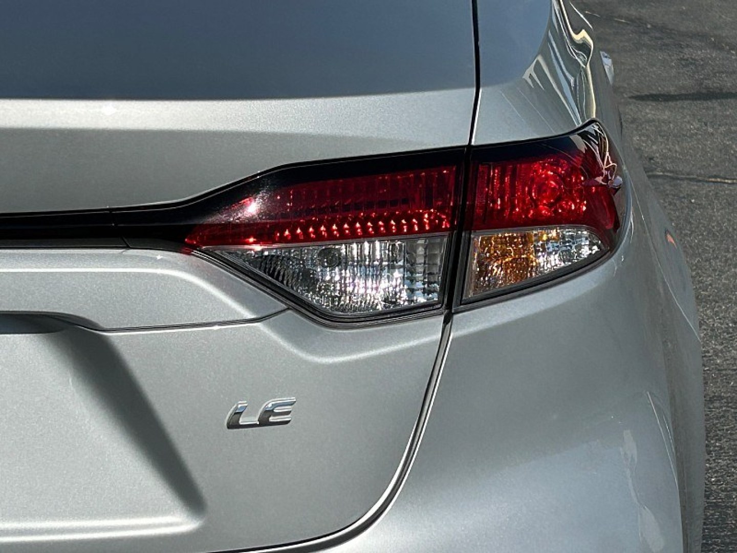 2024 Silver Toyota Corolla (5YFB4MDE0RP) with an 4-Cyl 2.0 Liter engine, Automatic CVT transmission, located at 412 Auto Vista Drive, Palmdale, 93551, (661) 945-0620, 34.592636, -118.136681- Photo#10
