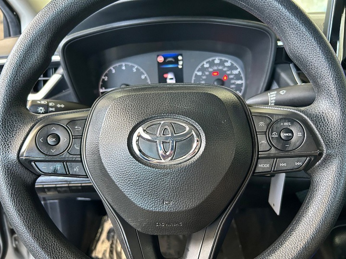 2024 Silver Toyota Corolla (5YFB4MDE0RP) with an 4-Cyl 2.0 Liter engine, Automatic CVT transmission, located at 412 Auto Vista Drive, Palmdale, 93551, (661) 945-0620, 34.592636, -118.136681- Photo#18