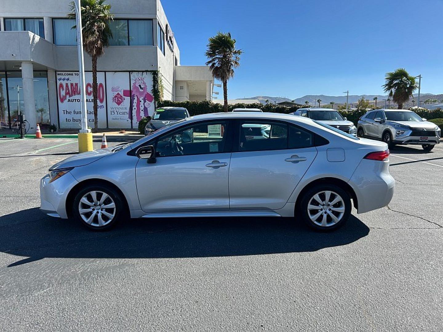 2024 Silver Toyota Corolla (5YFB4MDE2RP) with an 4-Cyl Hybrid 1.8 Liter engine, Automatic CVT transmission, located at 412 Auto Vista Drive, Palmdale, 93551, (661) 945-0620, 34.592636, -118.136681- Photo#5