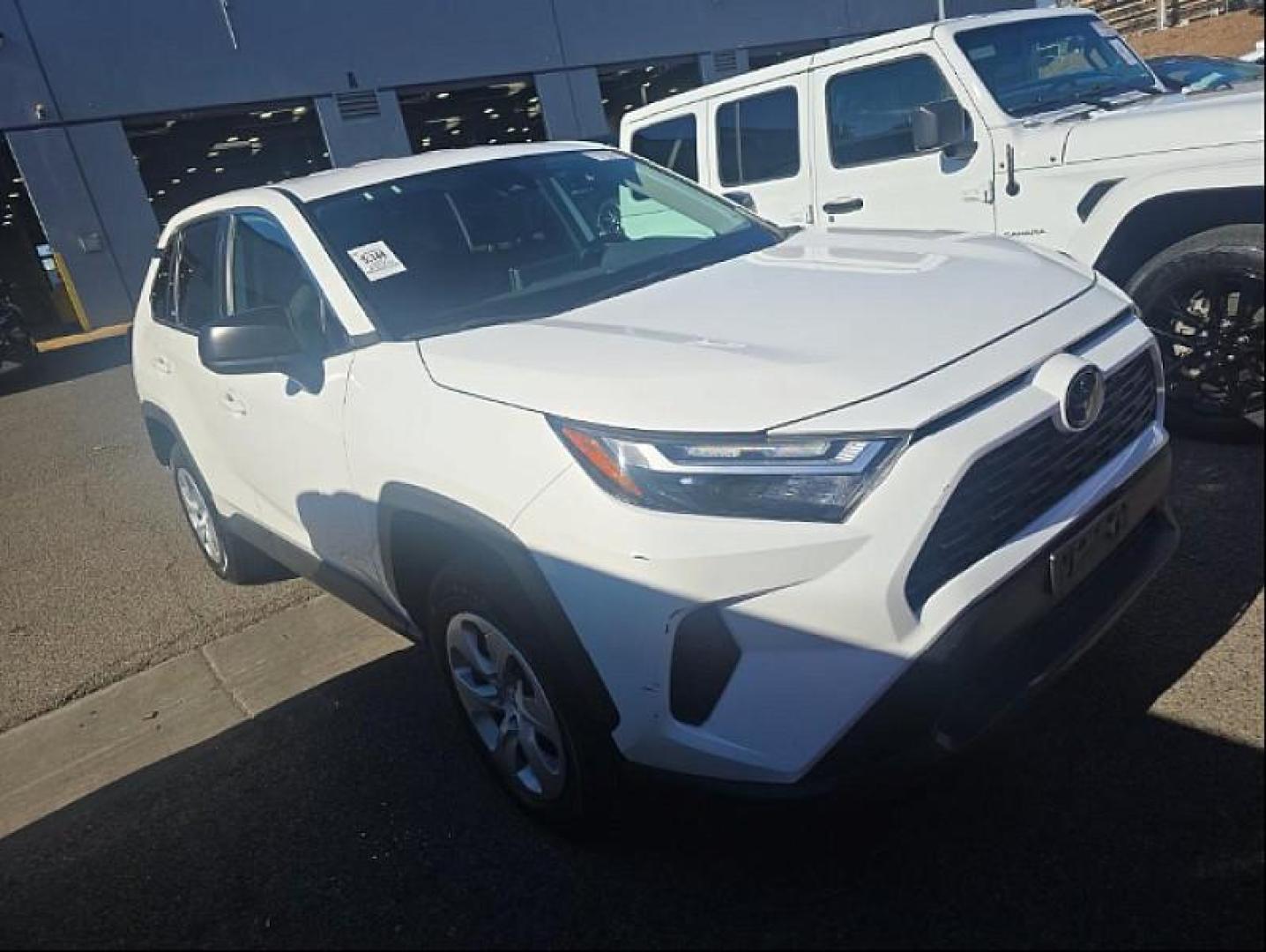 2024 WHITE Toyota RAV4 (2T3F1RFV8RC) with an 4-Cyl 2.5 Liter engine, Automatic 8-Spd w/Direct transmission, located at 412 Auto Vista Drive, Palmdale, 93551, (661) 945-0620, 34.592636, -118.136681 - Photo#3