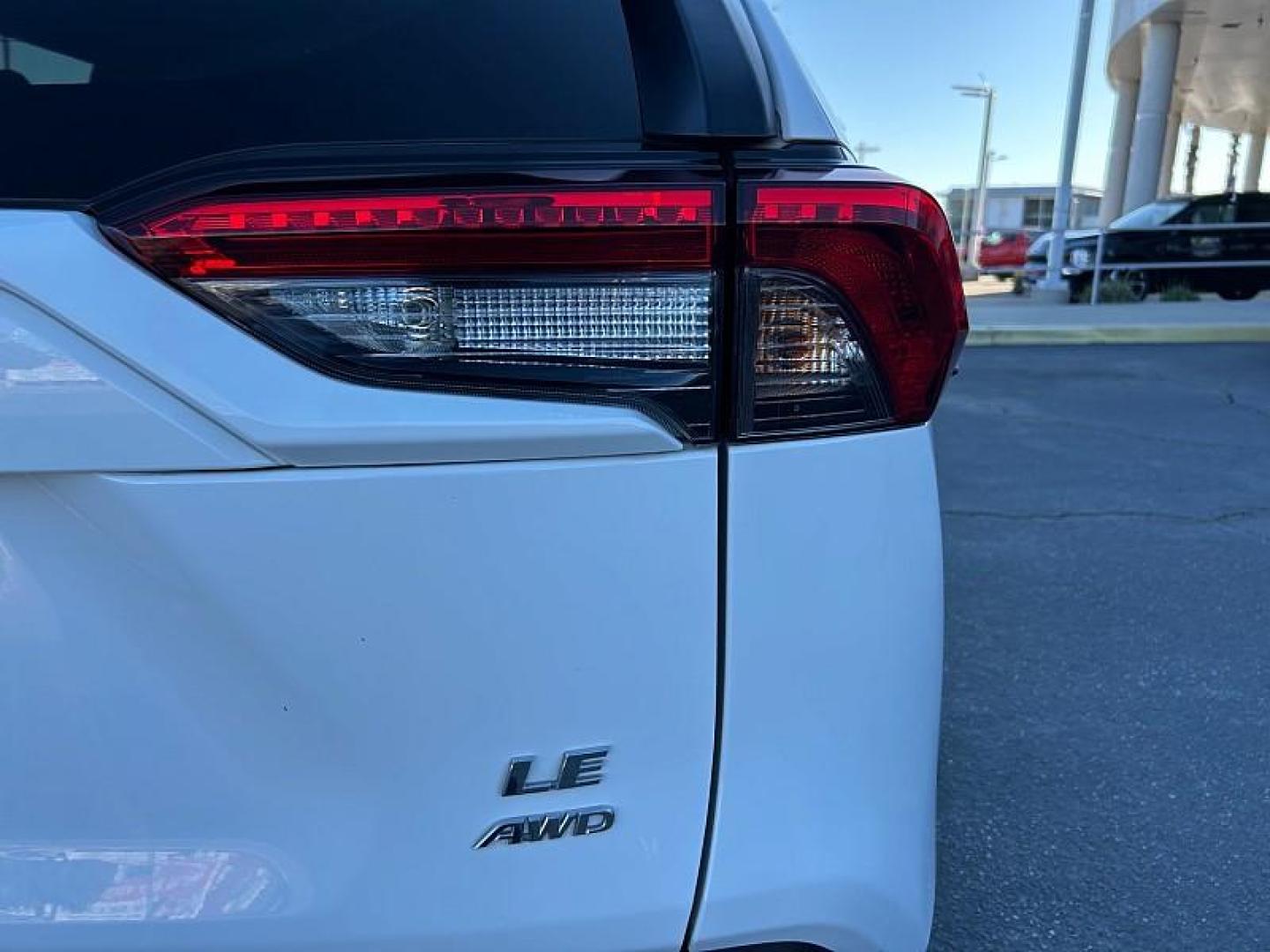 2024 WHITE Toyota RAV4 (2T3F1RFV8RC) with an 4-Cyl 2.5 Liter engine, Automatic 8-Spd w/Direct transmission, located at 412 Auto Vista Drive, Palmdale, 93551, (661) 945-0620, 34.592636, -118.136681 - Photo#16