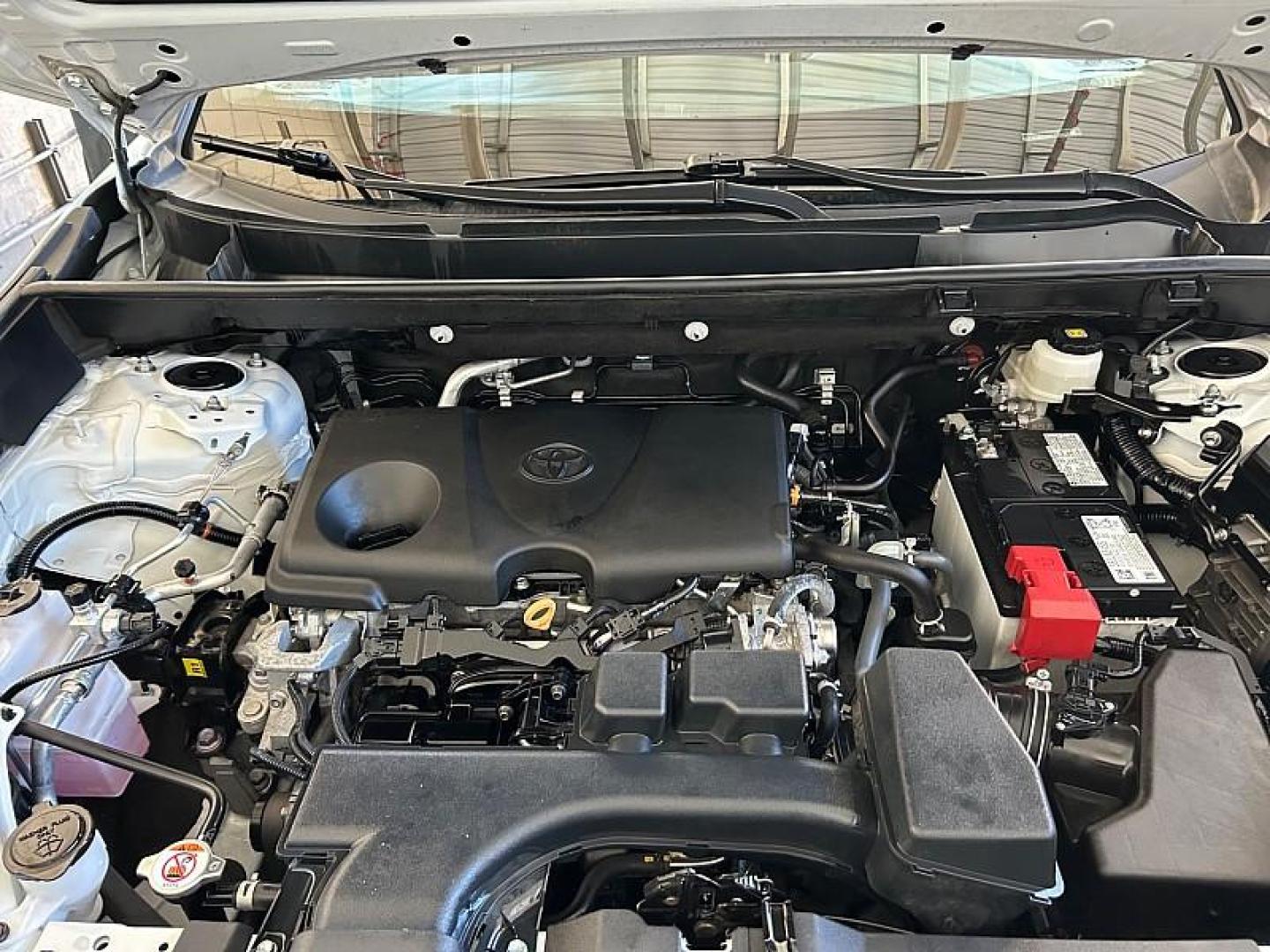 2024 WHITE Toyota RAV4 (2T3F1RFV8RC) with an 4-Cyl 2.5 Liter engine, Automatic 8-Spd w/Direct transmission, located at 412 Auto Vista Drive, Palmdale, 93551, (661) 945-0620, 34.592636, -118.136681 - Photo#33