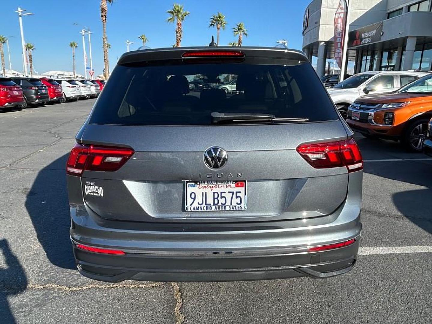 2024 GRAY Volkswagen Tiguan (3VV3B7AX4RM) with an 4-Cyl Turbo 2.0 Liter engine, Automatic 8-Spd transmission, located at 412 Auto Vista Drive, Palmdale, 93551, (661) 945-0620, 34.592636, -118.136681 - Photo#5