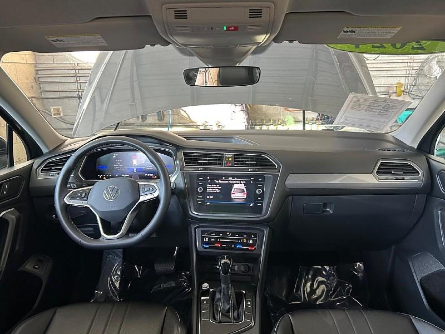2024 GRAY Volkswagen Tiguan (3VV3B7AX4RM) with an 4-Cyl Turbo 2.0 Liter engine, Automatic 8-Spd transmission, located at 412 Auto Vista Drive, Palmdale, 93551, (661) 945-0620, 34.592636, -118.136681 - Photo#10