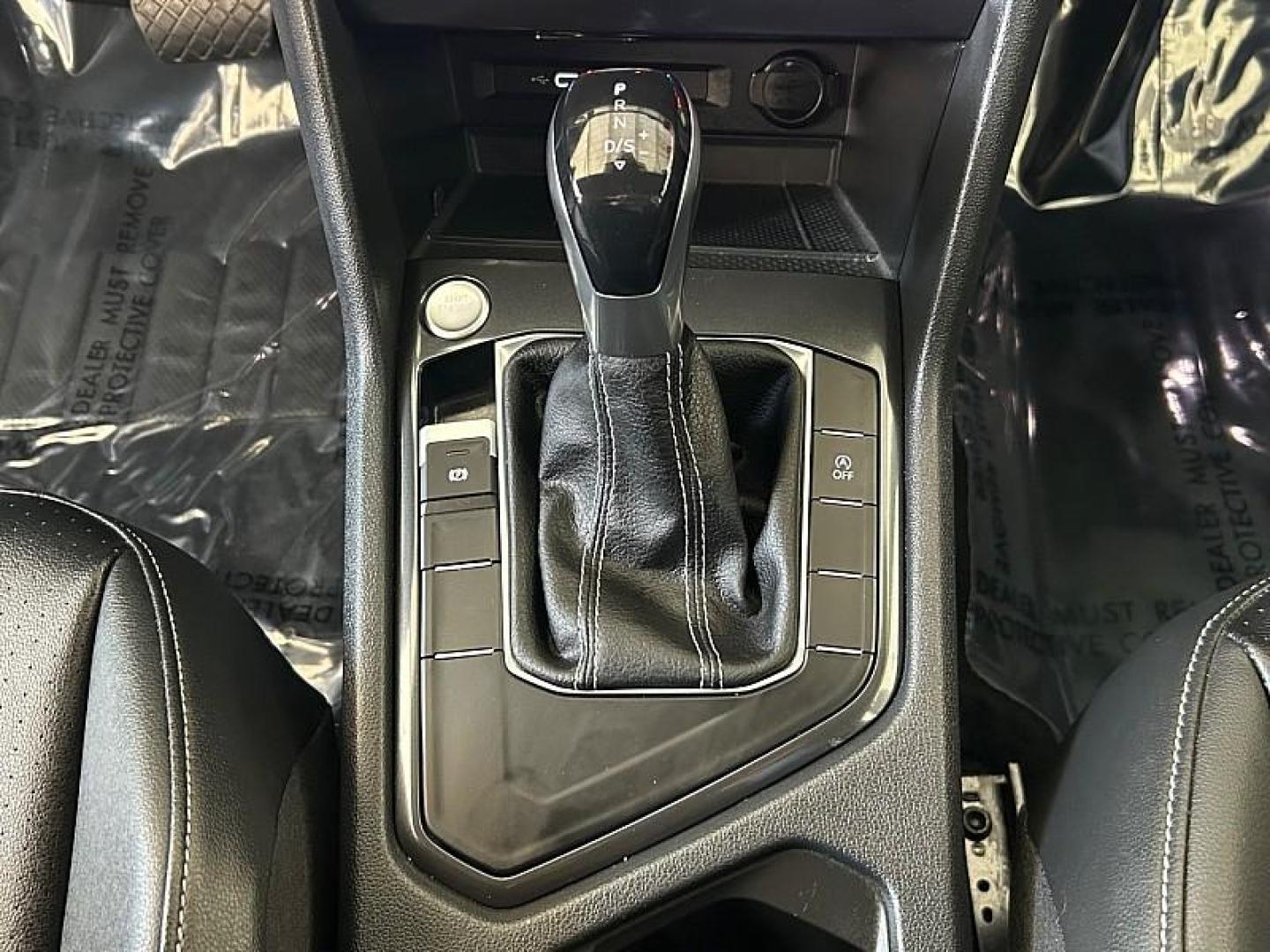 2024 GRAY Volkswagen Tiguan (3VV3B7AX4RM) with an 4-Cyl Turbo 2.0 Liter engine, Automatic 8-Spd transmission, located at 412 Auto Vista Drive, Palmdale, 93551, (661) 945-0620, 34.592636, -118.136681 - Photo#14