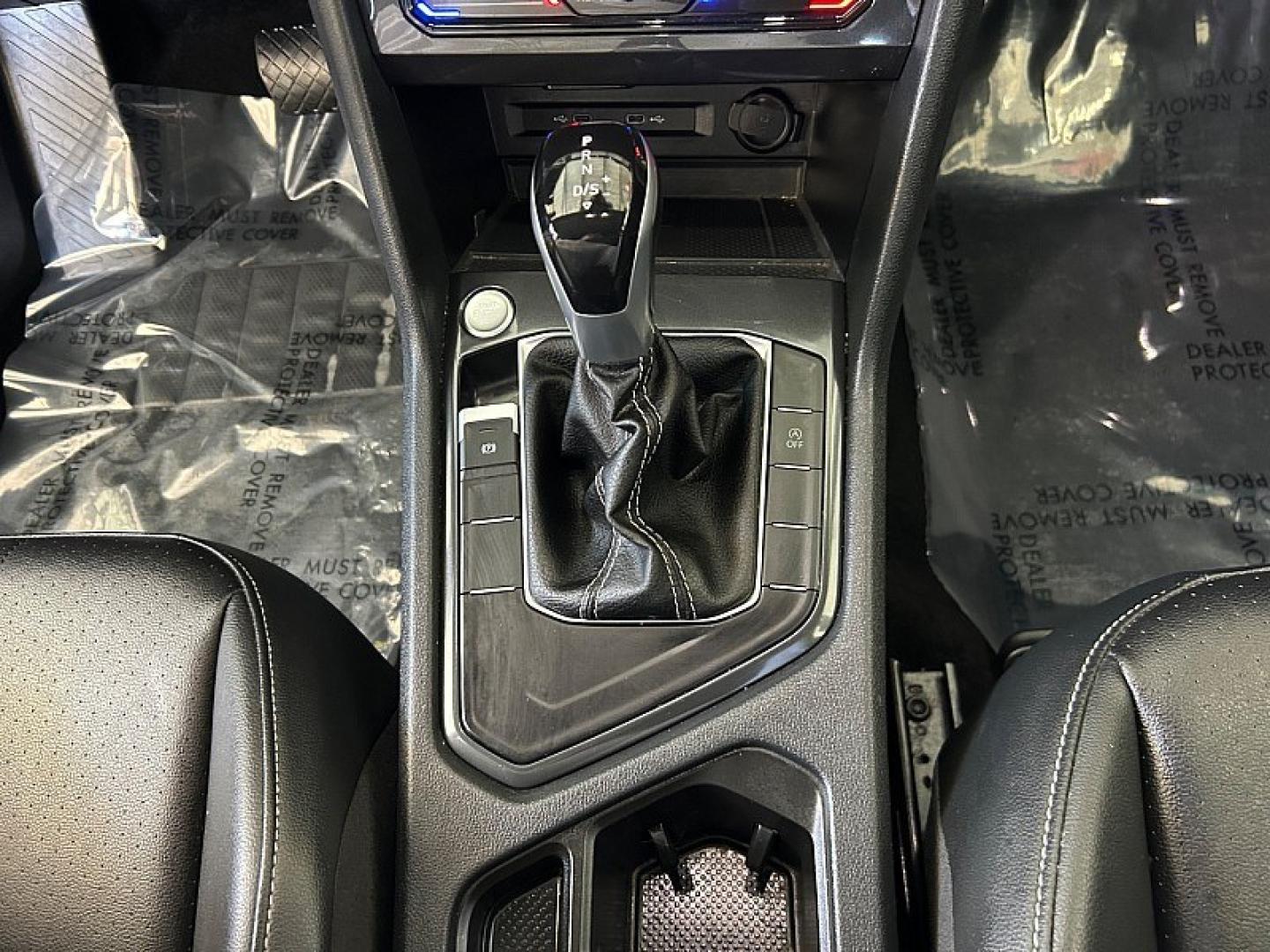 2024 Black Volkswagen Tiguan (3VV3B7AX5RM) with an 4-Cyl Turbo 2.0 Liter engine, Automatic 8-Spd transmission, located at 412 Auto Vista Drive, Palmdale, 93551, (661) 945-0620, 34.592636, -118.136681- Photo#18