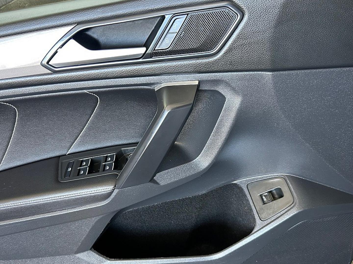 2024 Black Volkswagen Tiguan (3VV3B7AX5RM) with an 4-Cyl Turbo 2.0 Liter engine, Automatic 8-Spd transmission, located at 412 Auto Vista Drive, Palmdale, 93551, (661) 945-0620, 34.592636, -118.136681- Photo#25