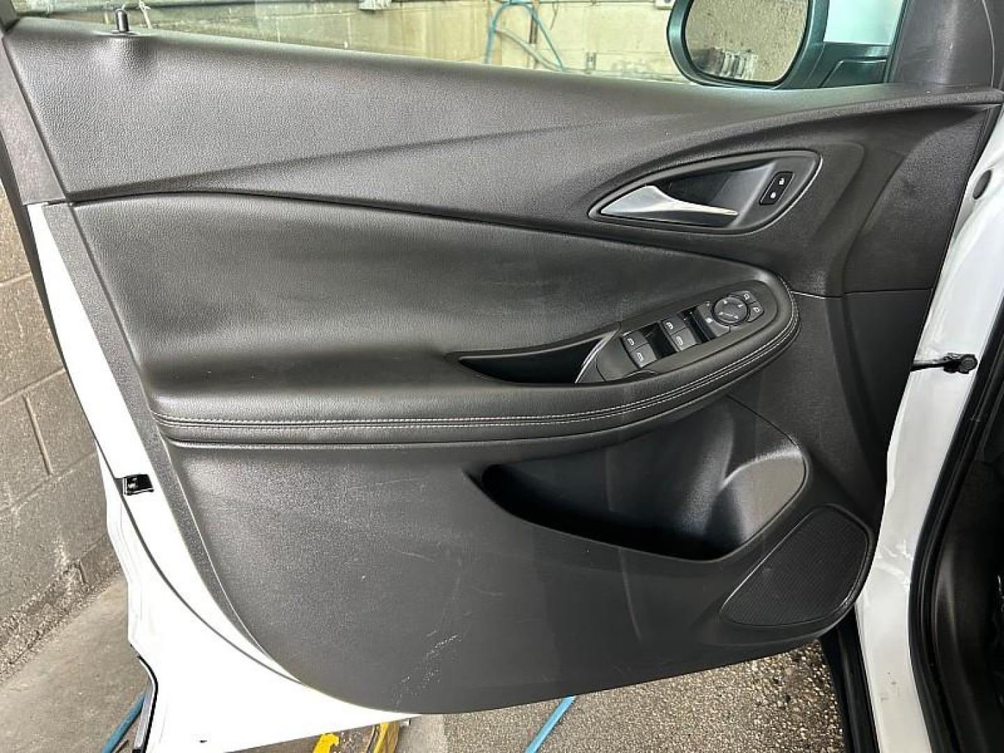 2025 Buick Encore GX (KL4AMBSL6SB) , Automatic CVT transmission, located at 412 Auto Vista Drive, Palmdale, 93551, (661) 945-0620, 34.592636, -118.136681 - Photo#13