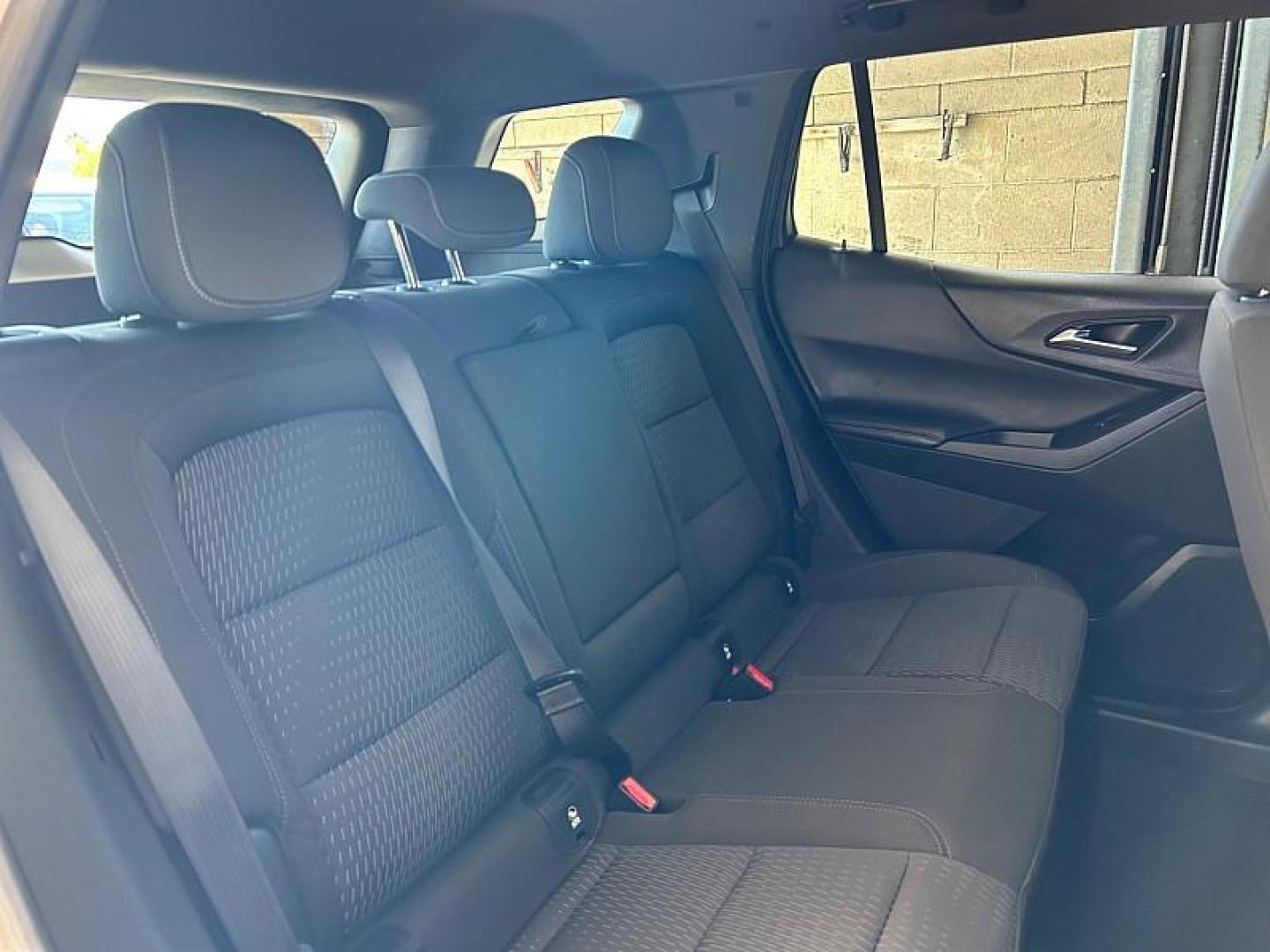 2025 WHITE Chevrolet Equinox (3GNAXHEG8SL) with an 4-Cyl Turbo 1.5 Liter engine, Automatic CVT transmission, located at 412 Auto Vista Drive, Palmdale, 93551, (661) 945-0620, 34.592636, -118.136681 - Photo#22