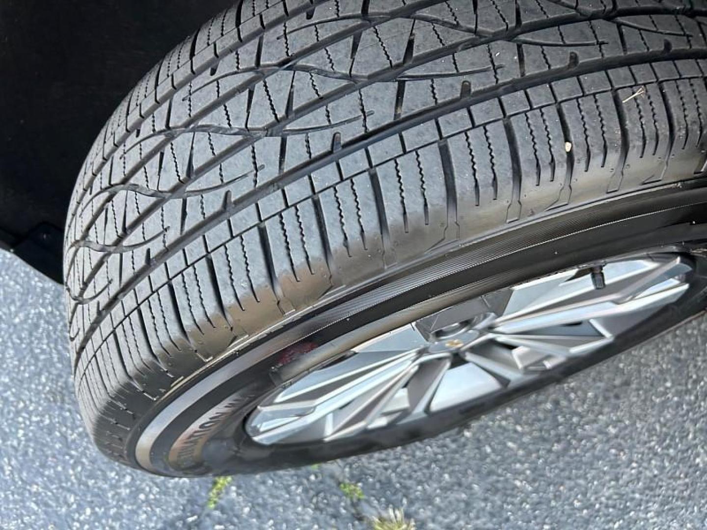 2025 WHITE Chevrolet Equinox (3GNAXHEG3SL) with an 4-Cyl Turbo 1.5 Liter engine, Automatic CVT transmission, located at 412 Auto Vista Drive, Palmdale, 93551, (661) 945-0620, 34.592636, -118.136681 - Photo#12