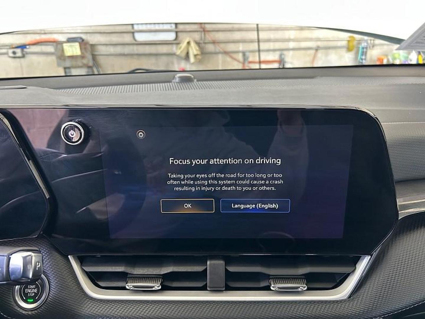 2025 WHITE Chevrolet Equinox (3GNAXHEG3SL) with an 4-Cyl Turbo 1.5 Liter engine, Automatic CVT transmission, located at 412 Auto Vista Drive, Palmdale, 93551, (661) 945-0620, 34.592636, -118.136681 - Photo#19