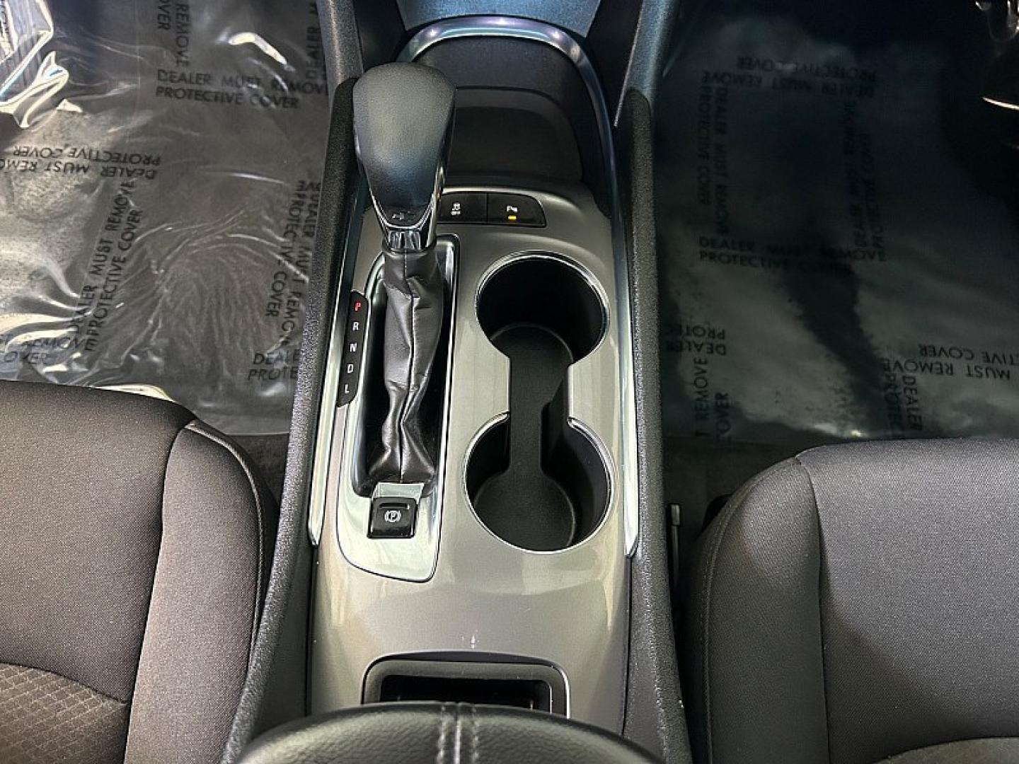 2025 WHITE Chevrolet Malibu (1G1ZD5STXSF) with an 4-Cyl Turbo 1.5 Liter engine, Automatic CVT transmission, located at 412 Auto Vista Drive, Palmdale, 93551, (661) 945-0620, 34.592636, -118.136681- Photo#22