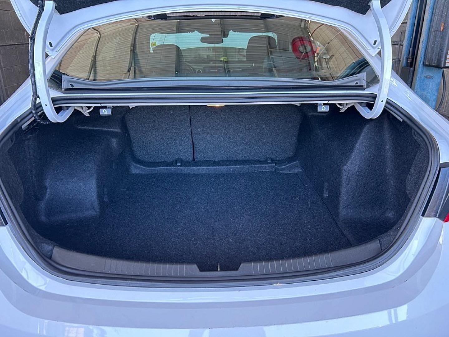 2025 WHITE Chevrolet Malibu (1G1ZD5STXSF) with an 4-Cyl Turbo 1.5 Liter engine, Automatic CVT transmission, located at 412 Auto Vista Drive, Palmdale, 93551, (661) 945-0620, 34.592636, -118.136681- Photo#26