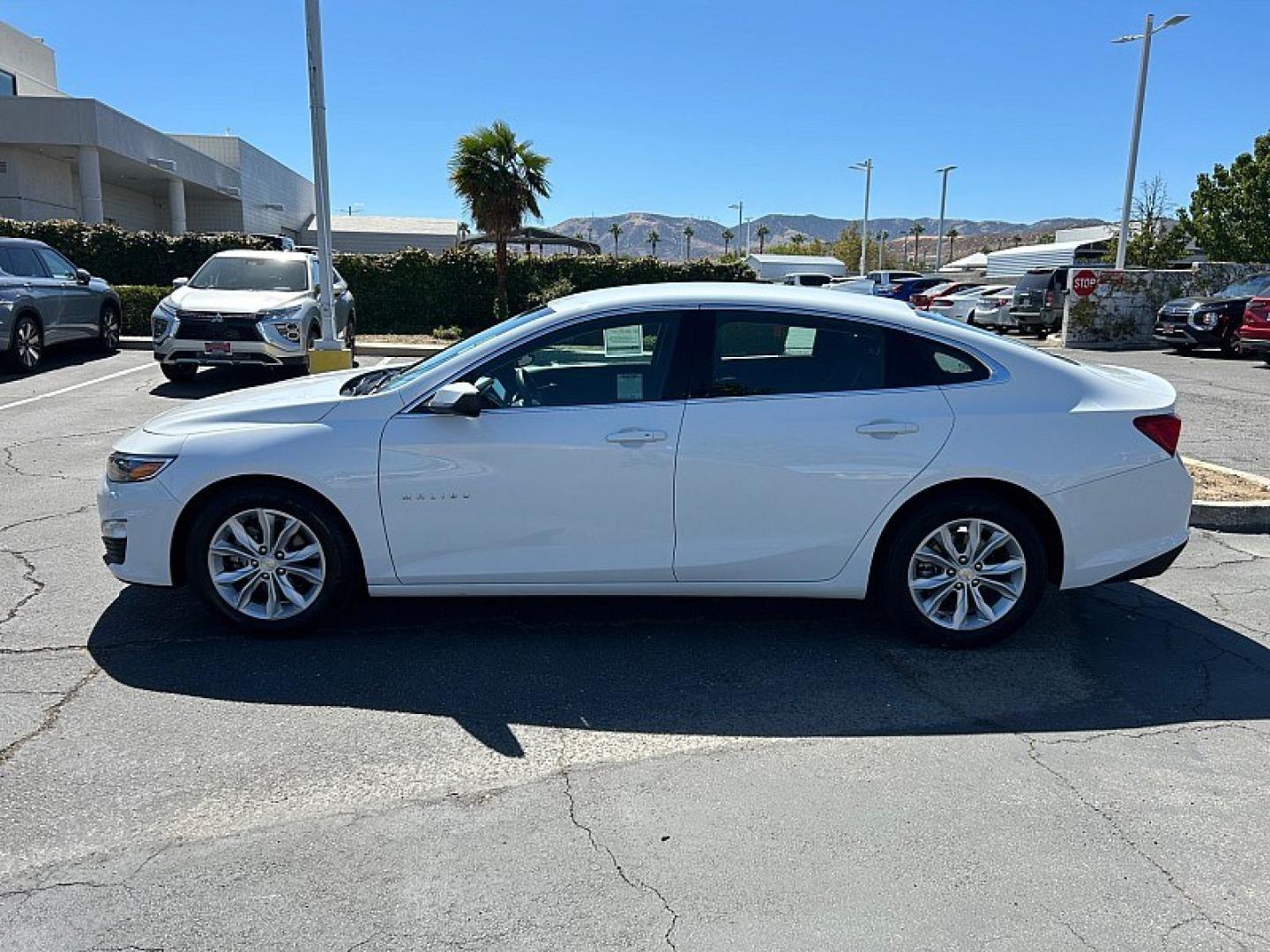 2025 White Chevrolet Malibu (1G1ZD5ST7SF) with an 4-Cyl Turbo 1.5 Liter engine, Automatic CVT transmission, located at 412 Auto Vista Drive, Palmdale, 93551, (661) 945-0620, 34.592636, -118.136681- Photo#5