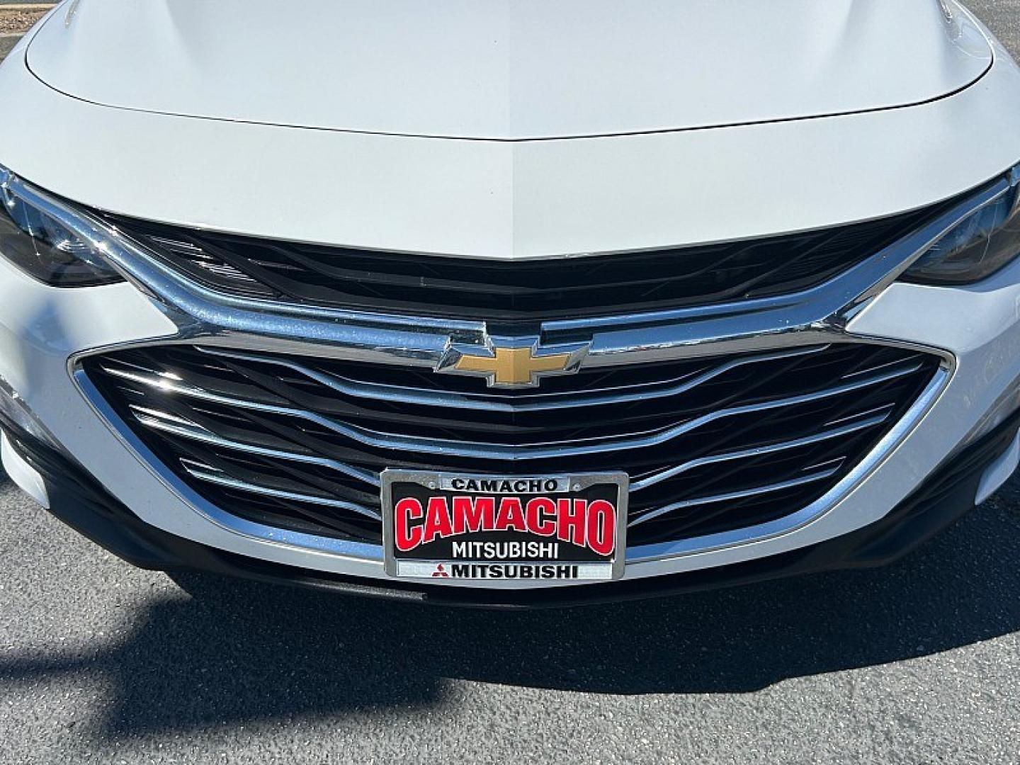 2025 White Chevrolet Malibu (1G1ZD5ST7SF) with an 4-Cyl Turbo 1.5 Liter engine, Automatic CVT transmission, located at 412 Auto Vista Drive, Palmdale, 93551, (661) 945-0620, 34.592636, -118.136681- Photo#9
