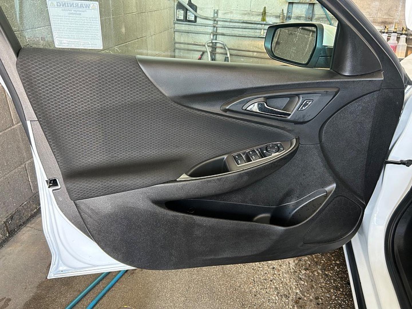 2025 White Chevrolet Malibu (1G1ZD5ST7SF) with an 4-Cyl Turbo 1.5 Liter engine, Automatic CVT transmission, located at 412 Auto Vista Drive, Palmdale, 93551, (661) 945-0620, 34.592636, -118.136681- Photo#16