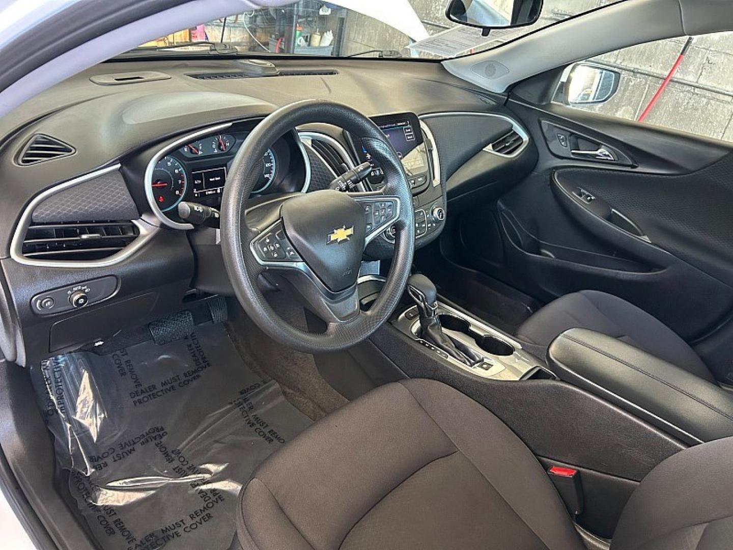 2025 White Chevrolet Malibu (1G1ZD5ST7SF) with an 4-Cyl Turbo 1.5 Liter engine, Automatic CVT transmission, located at 412 Auto Vista Drive, Palmdale, 93551, (661) 945-0620, 34.592636, -118.136681- Photo#17
