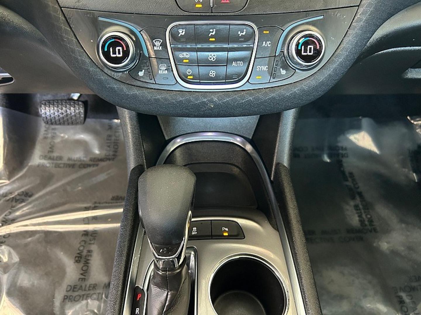2025 White Chevrolet Malibu (1G1ZD5ST7SF) with an 4-Cyl Turbo 1.5 Liter engine, Automatic CVT transmission, located at 412 Auto Vista Drive, Palmdale, 93551, (661) 945-0620, 34.592636, -118.136681- Photo#19