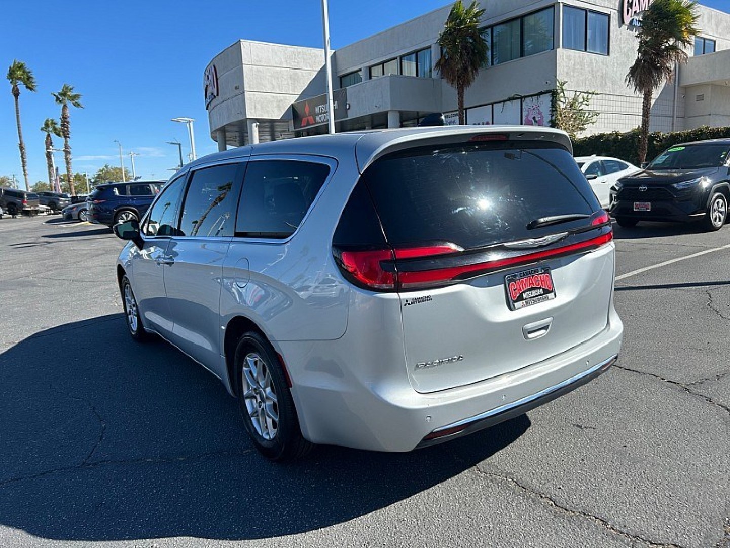 2025 WHITE Chevrolet Malibu (1G1ZD5ST7SF) with an 4-Cyl Turbo 1.5 Liter engine, Automatic CVT transmission, located at 412 Auto Vista Drive, Palmdale, 93551, (661) 945-0620, 34.592636, -118.136681- Photo#8