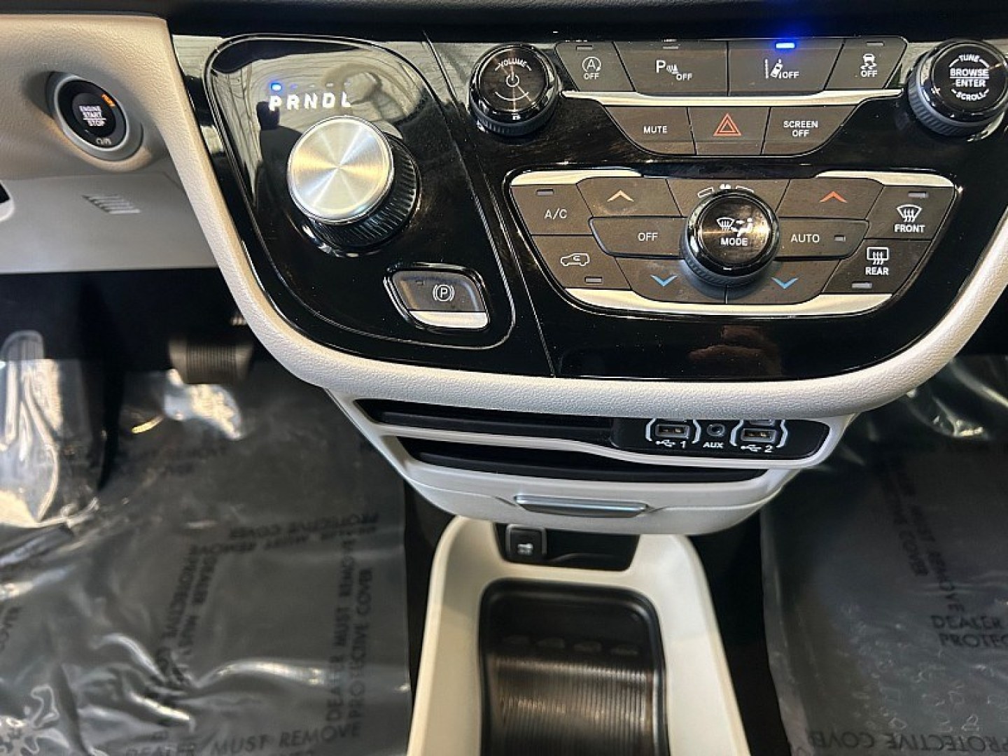 2025 WHITE Chevrolet Malibu (1G1ZD5ST7SF) with an 4-Cyl Turbo 1.5 Liter engine, Automatic CVT transmission, located at 412 Auto Vista Drive, Palmdale, 93551, (661) 945-0620, 34.592636, -118.136681- Photo#46