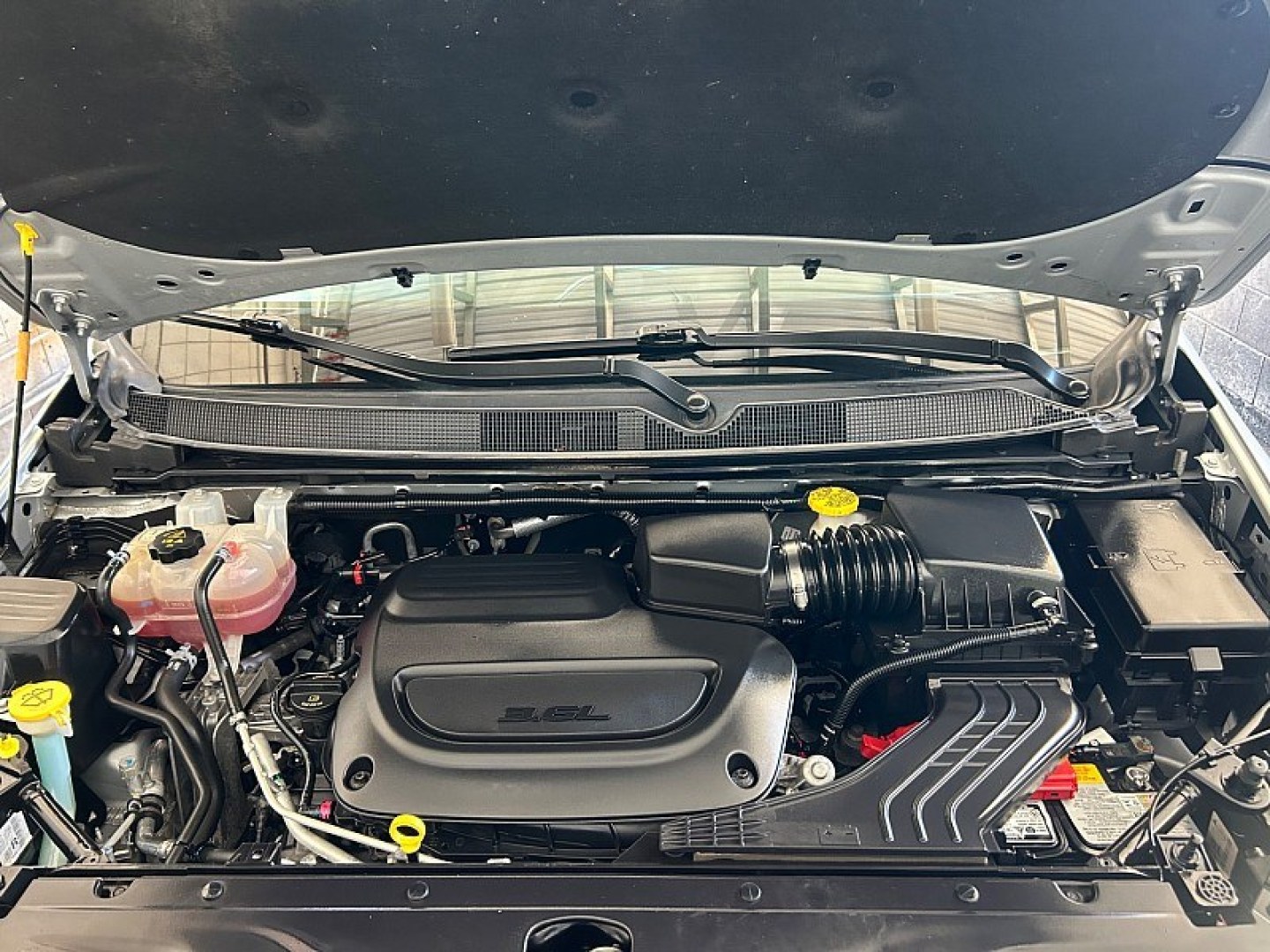 2025 WHITE Chevrolet Malibu (1G1ZD5ST7SF) with an 4-Cyl Turbo 1.5 Liter engine, Automatic CVT transmission, located at 412 Auto Vista Drive, Palmdale, 93551, (661) 945-0620, 34.592636, -118.136681- Photo#52