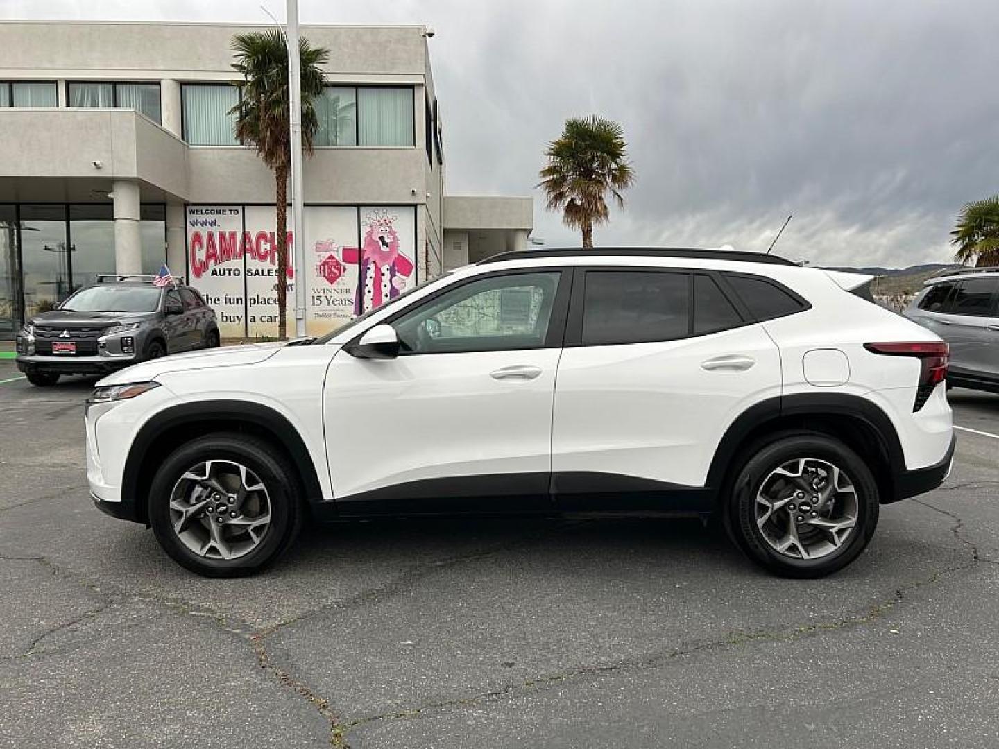 2025 WHITE Chevrolet Trax (KL77LHEP0SC) with an 3-Cyl Turbo 1.2 Liter engine, Automatic transmission, located at 412 Auto Vista Drive, Palmdale, 93551, (661) 945-0620, 34.592636, -118.136681 - Photo#12