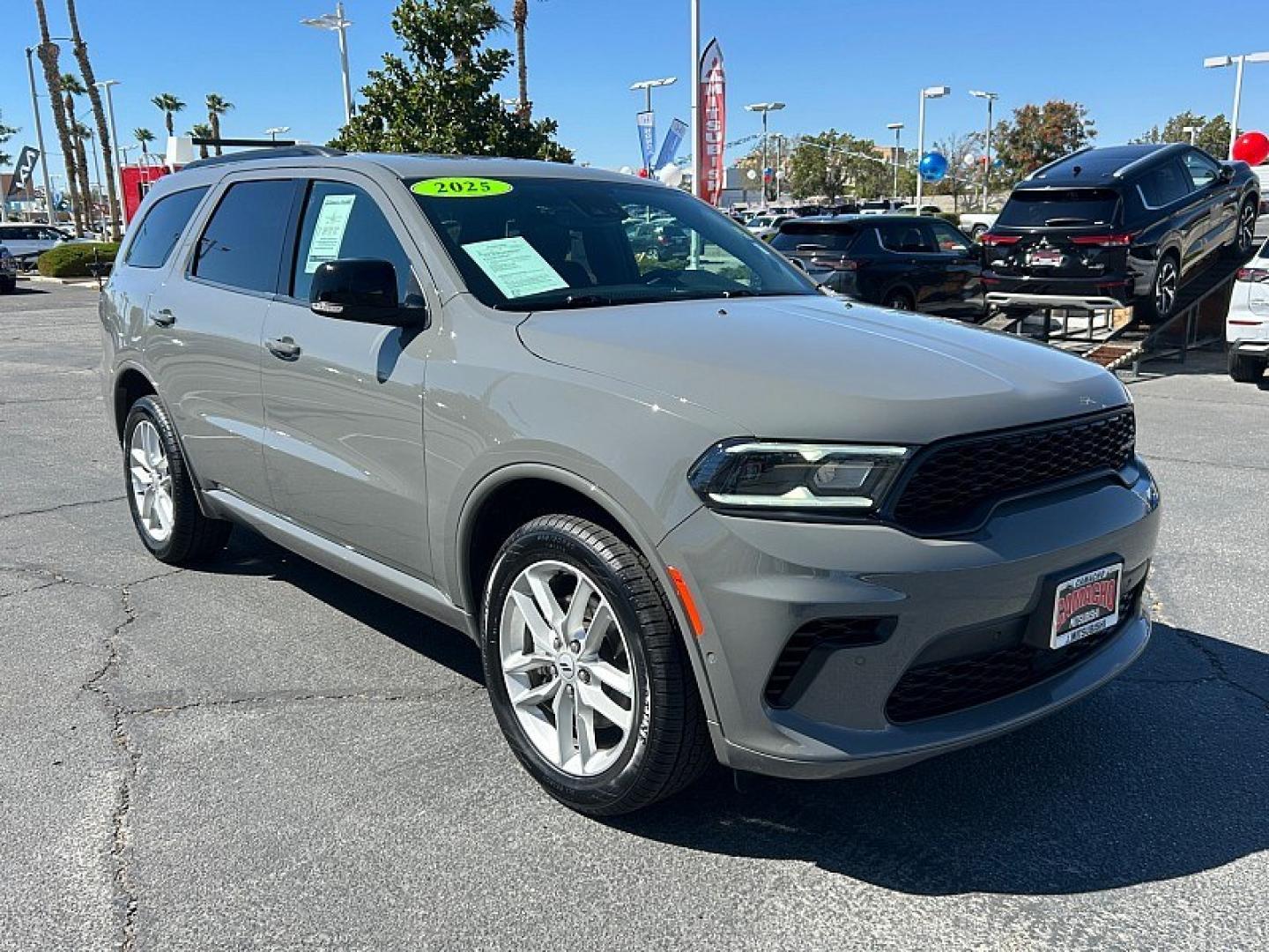 2025 Gray Dodge Durango (1C4RDJDG8SC) with an V6 3.6 Liter engine, Automatic 8-Spd transmission, located at 412 Auto Vista Drive, Palmdale, 93551, (661) 945-0620, 34.592636, -118.136681- Photo#0