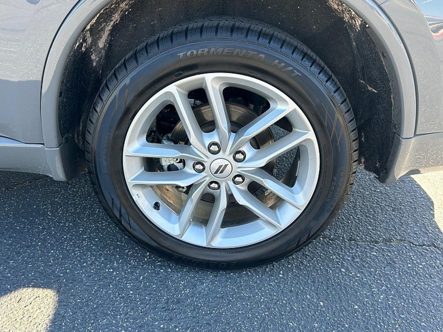 2025 Gray Dodge Durango (1C4RDJDG8SC) with an V6 3.6 Liter engine, Automatic 8-Spd transmission, located at 412 Auto Vista Drive, Palmdale, 93551, (661) 945-0620, 34.592636, -118.136681- Photo#9
