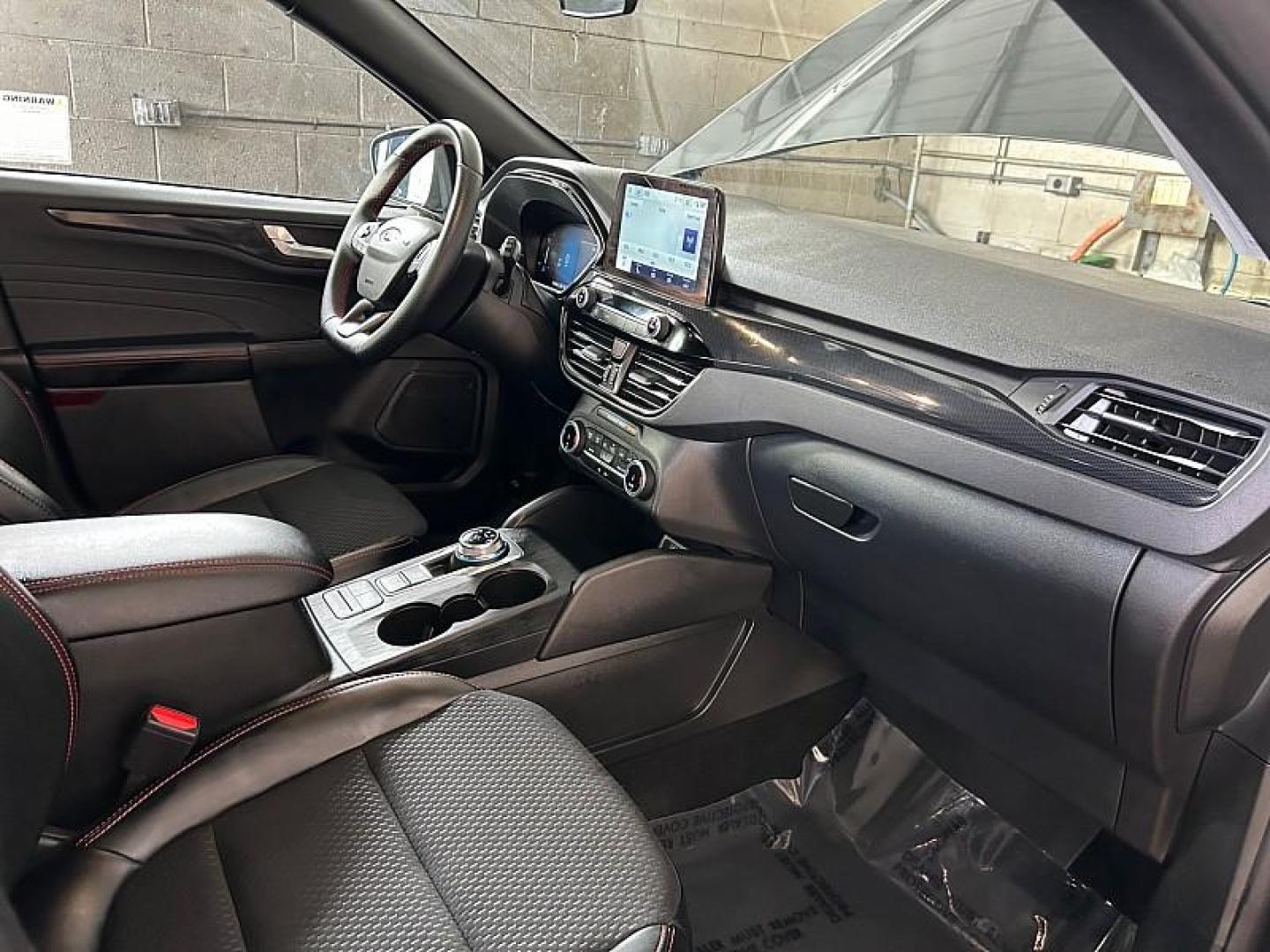 2025 GRAY Ford Escape (1FMCU9MN5SU) with an 3-Cyl EcoBoost Turbo 1.5 Liter engine, Automatic 8-Spd transmission, located at 412 Auto Vista Drive, Palmdale, 93551, (661) 945-0620, 34.592636, -118.136681 - Photo#29