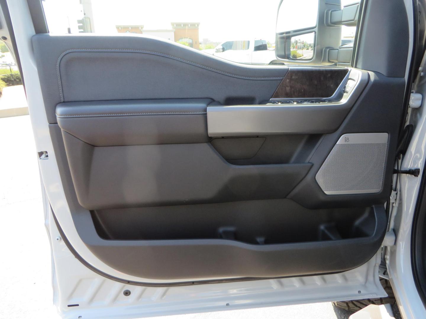 2025 Gray /Black Ford F-350 SD Lariat Crew Cab Short Bed 4WD (1FT8W3BM5SE) with an 6.7L V8 OHV 16V DIESEL engine, 6A transmission, located at 2630 Grass Valley Highway, Auburn, CA, 95603, (530) 508-5100, 38.937893, -121.095482 - Features a Readylift level kit, Falcon shocks, 20" Fuel Triton wheels, and 37" Nitto Ridge Grappler tires. - Photo#21
