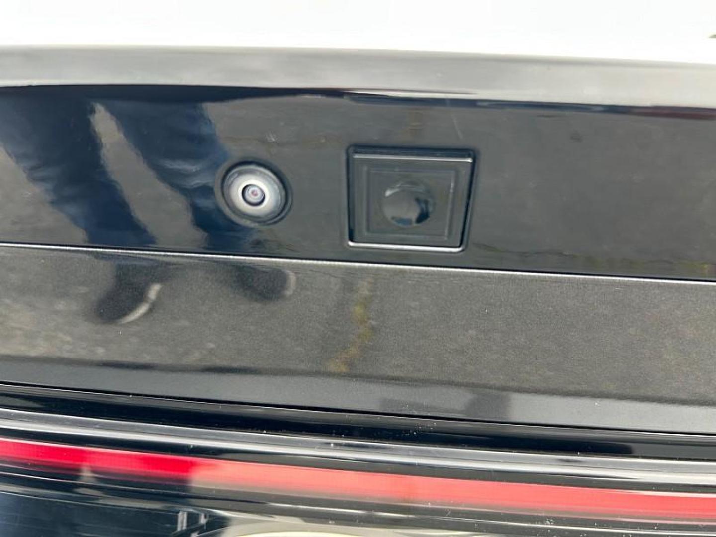 2025 BLACK Hyundai Sonata (KMHL64JA8SA) with an 4-Cyl 2.5 Liter engine, Automatic 8-Spd transmission, located at 412 Auto Vista Drive, Palmdale, 93551, (661) 945-0620, 34.592636, -118.136681- Photo#16