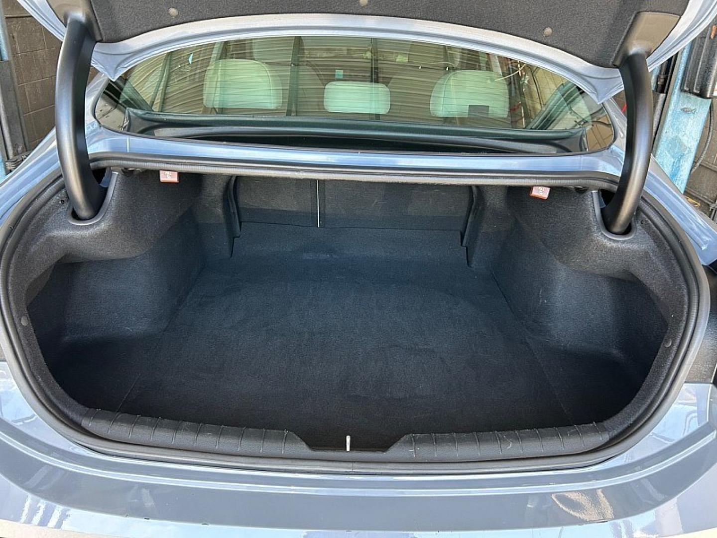 2025 Blue Hyundai Sonata (KMHL64JA8SA) with an 4-Cyl 2.5 Liter engine, Automatic 8-Spd transmission, located at 412 Auto Vista Drive, Palmdale, 93551, (661) 945-0620, 34.592636, -118.136681- Photo#25