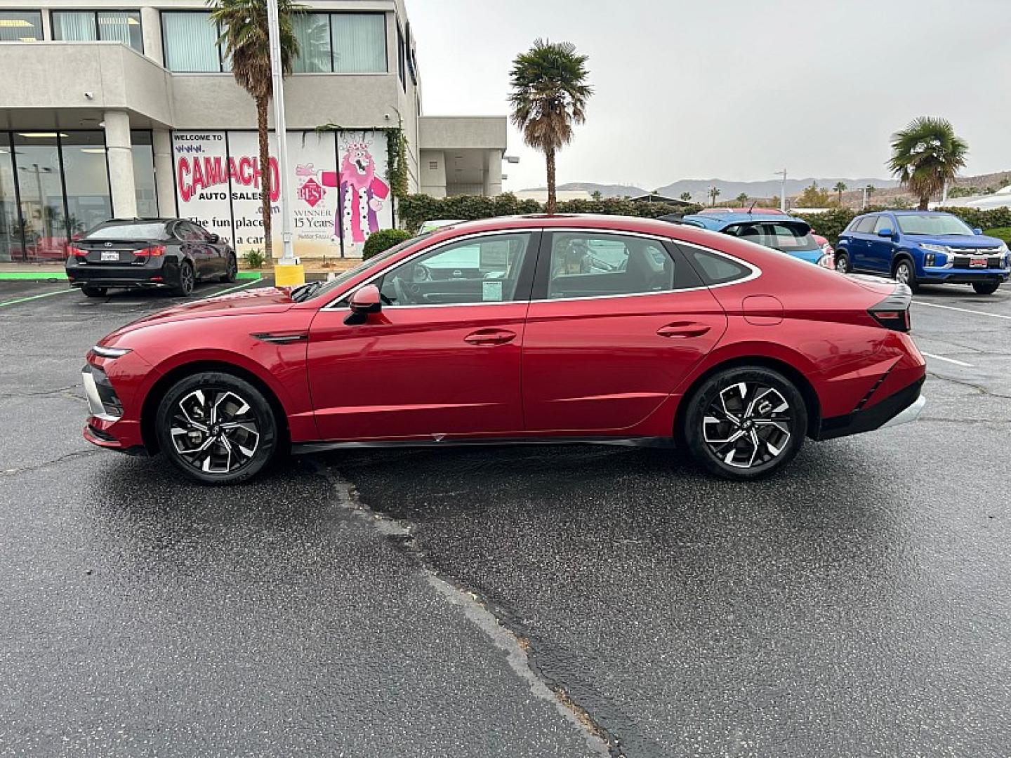 2025 RED Hyundai Sonata (KMHL64JA8SA) with an 4-Cyl 2.5 Liter engine, Automatic 8-Spd transmission, located at 412 Auto Vista Drive, Palmdale, 93551, (661) 945-0620, 34.592636, -118.136681- Photo#3