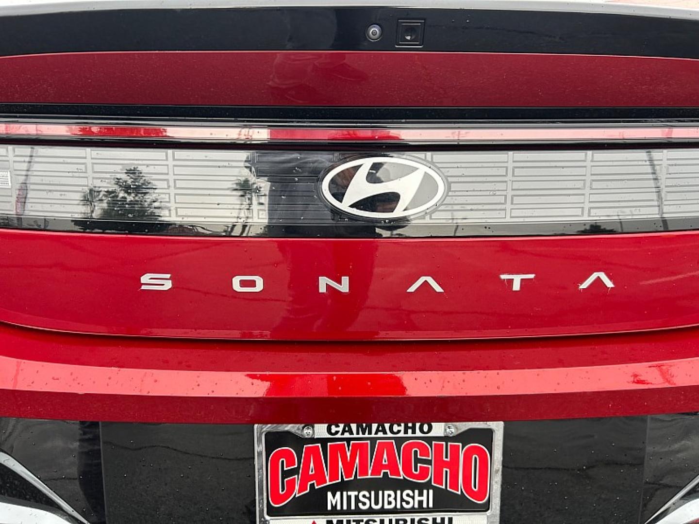 2025 RED Hyundai Sonata (KMHL64JA8SA) with an 4-Cyl 2.5 Liter engine, Automatic 8-Spd transmission, located at 412 Auto Vista Drive, Palmdale, 93551, (661) 945-0620, 34.592636, -118.136681- Photo#12
