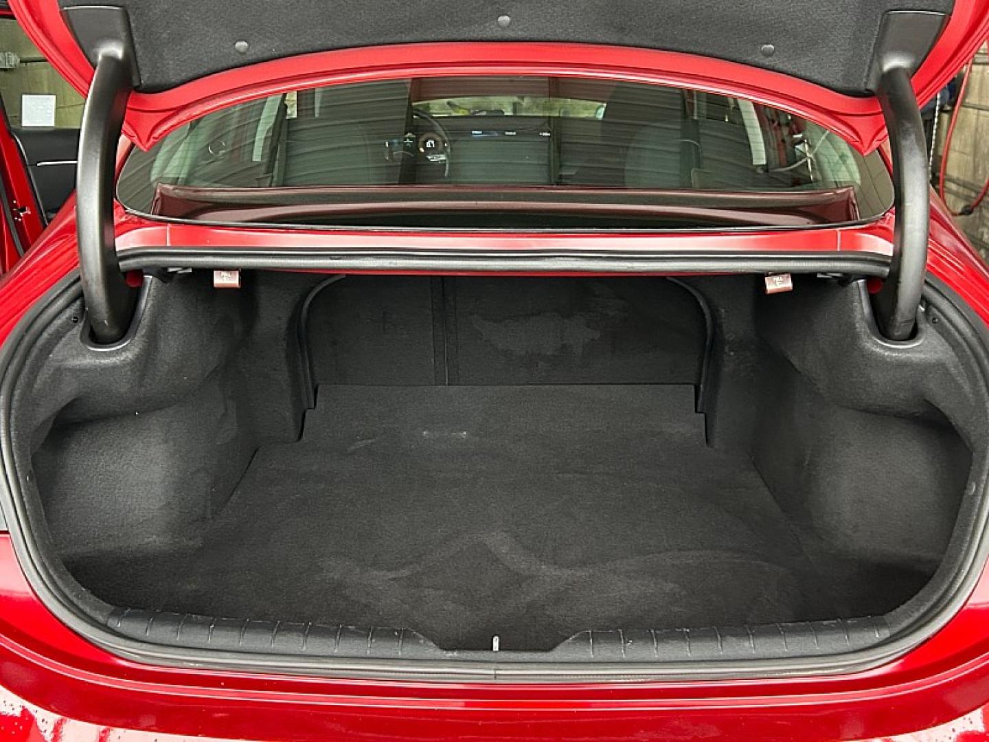 2025 RED Hyundai Sonata (KMHL64JA8SA) with an 4-Cyl 2.5 Liter engine, Automatic 8-Spd transmission, located at 412 Auto Vista Drive, Palmdale, 93551, (661) 945-0620, 34.592636, -118.136681- Photo#25