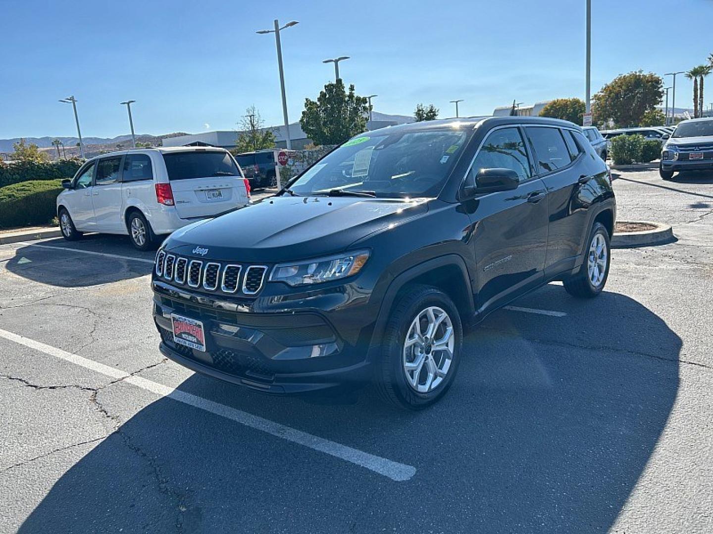 2025 Black Jeep Compass (3C4NJDAN9ST) with an 4-Cyl Turbo 2.0 Liter engine, Automatic 8-Spd transmission, located at 412 Auto Vista Drive, Palmdale, 93551, (661) 945-0620, 34.592636, -118.136681- Photo#3